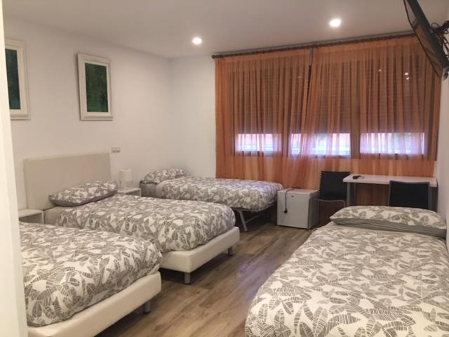 Rooms H Skyline Alcorcón Zewnętrze zdjęcie